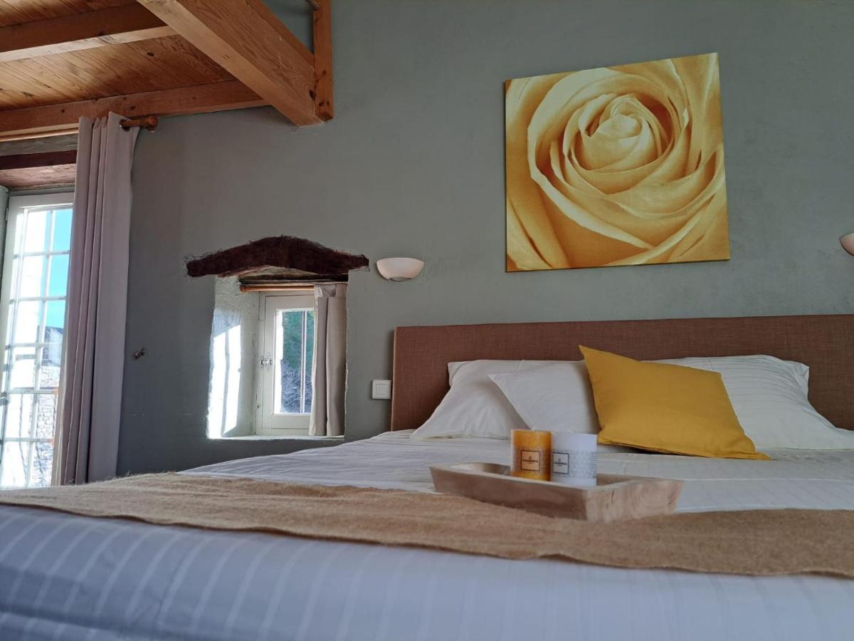 Montclus  Hotel Restaurant Clos Des Sullys מראה חיצוני תמונה