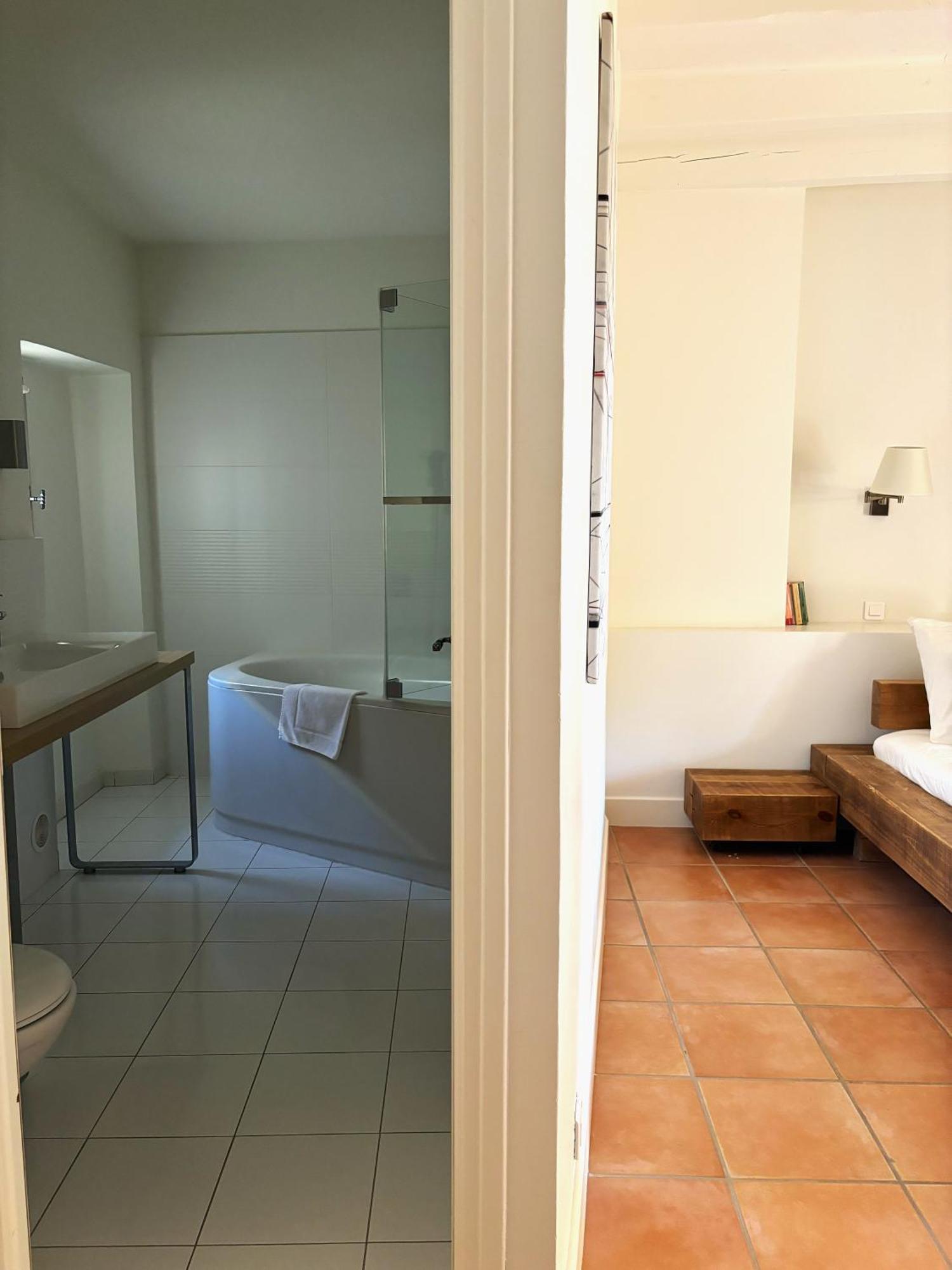 Montclus  Hotel Restaurant Clos Des Sullys מראה חיצוני תמונה